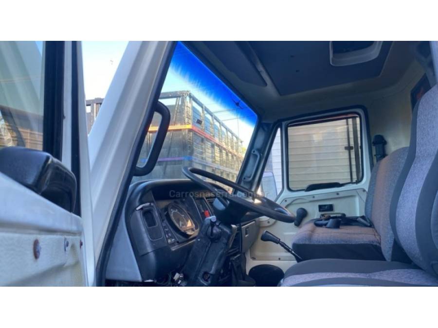 AGRALE - 8500 - 1998/1998 - Branca - Sob Consulta