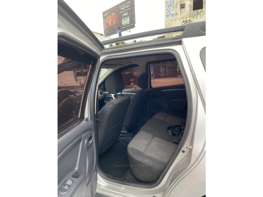 RENAULT - DUSTER - 2012/2013 - Prata - Sob Consulta