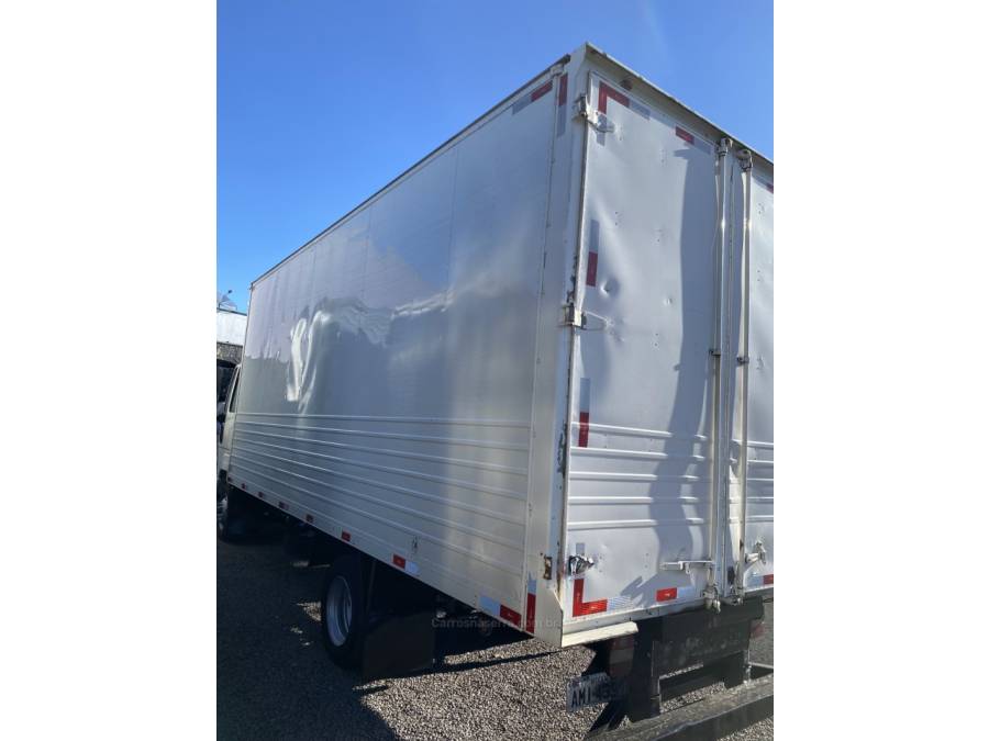 FORD - CARGO 815 - 2004/2004 - Branca - Sob Consulta