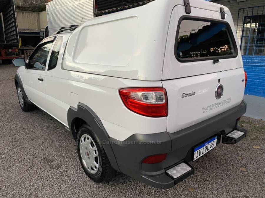 FIAT - STRADA - 2014/2014 - Branca - Sob Consulta