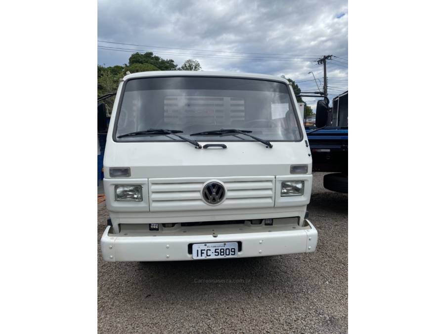 VOLKSWAGEN - 8-140 - 1996/1996 - Branca - Sob Consulta