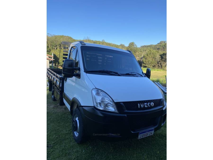 IVECO - DAILY - 2013/2014 - Branca - Sob Consulta